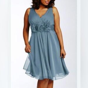 Adrianna Papell Blue iridescent flowy chiffon dress with rosettes Size 14